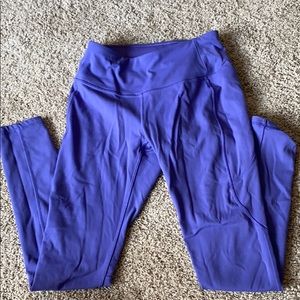 Carrie Underwood leggings